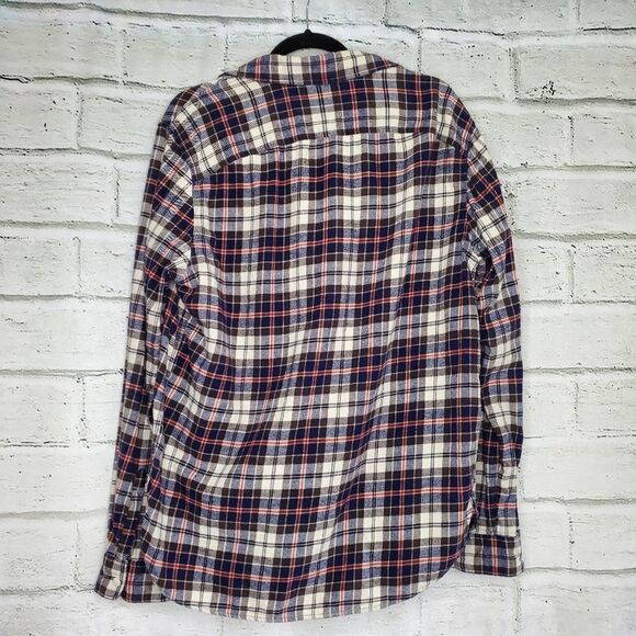 GAP plaid flannel button up long sleeve shacket - Picture 2 of 7